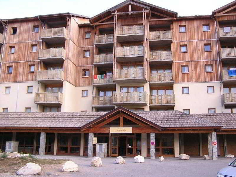Noemys Toits Du Devoluy Aparthotel Les Cypieres Exterior foto